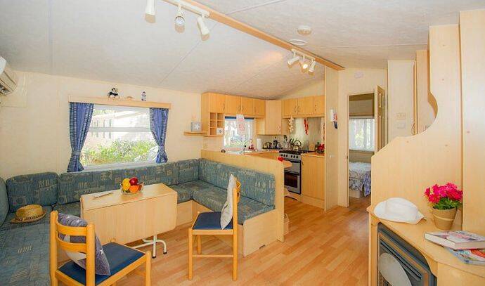 Mobil-home | Comfort | 3 Ch. | 6 pers. | Terrasse surélevée non couverte | A/C | TV 1
