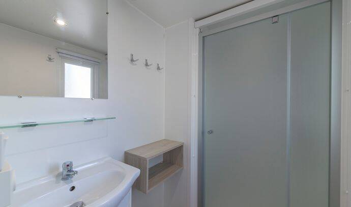 Mobil-home | Premium | 3 Ch. | 6 pers. | Terrasse surélevée | A/C 4