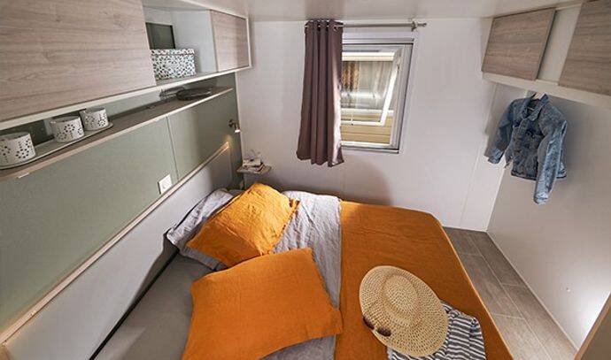Mobil-home | Premium | 3 Ch. | 6 pers. | Terrasse surélevée | A/C | TV 7