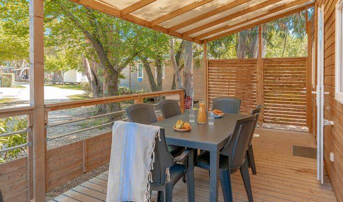 Mobil-home | Premium | 3 Ch. | 6 pers. | Terrasse surélevée | A/C 1
