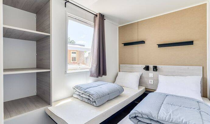 Mobil-home | Premium | 3 Ch. | 6 pers. | Terrasse surélevée | A/C 3