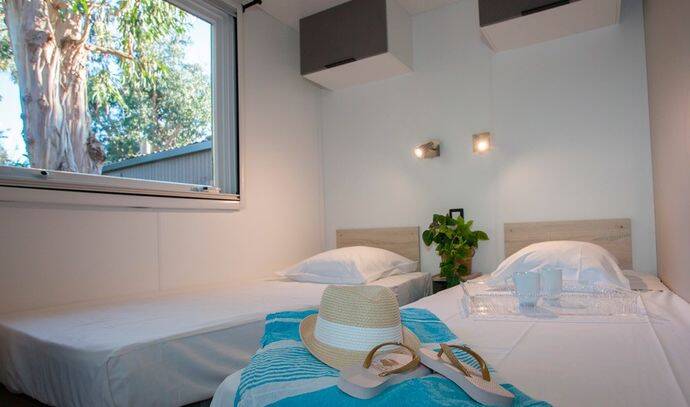 Mobil-home | Premium | 3 Ch. | 6 pers. | Terrasse surélevée | A/C 4