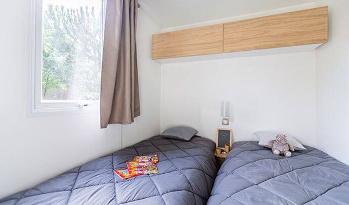 Mobil-home | Premium | 3 Ch. | 6 pers. | Terrasse surélevée | A/C | TV 5