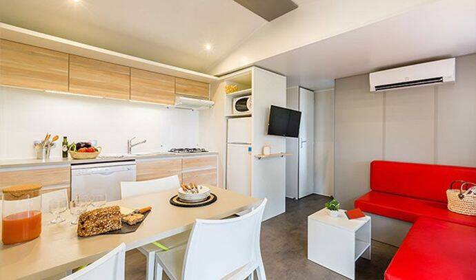 Mobil-home | Premium | 3 Ch. | 6 pers. | Terrasse surélevée | A/C | TV 3
