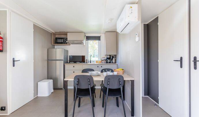 Mobil-home | Premium | 3 Ch. | 6 pers. | Terrasse surélevée | A/C | TV 5