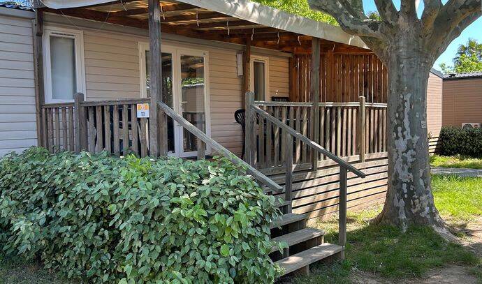 Mobil-home | Premium | 3 Ch. | 6 pers. | Terrasse surélevée | A/C | TV 2