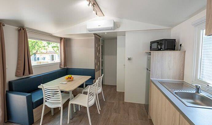 Mobil-home | Premium | 3 Ch. | 6 pers. | Terrasse surélevée | A/C | TV 1