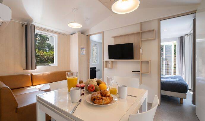 Mobil-home | Ultimate | 2 Ch. | 4 pers. | Terrasse couverte | A/C | TV 4