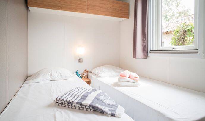 Mobil-home | Ultimate | 3 Ch. | 6/8 pers. | Terrasse surélevée | A/C 6