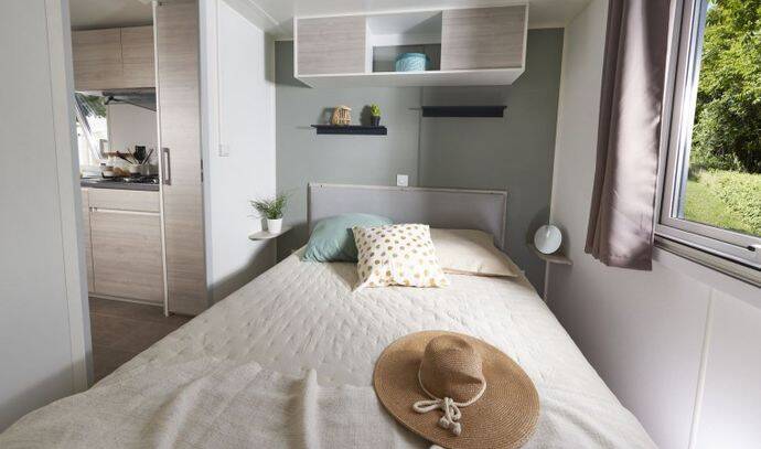 Mobil-home | Premium | 3 Ch. | 6 pers. | Terrasse surélevée | A/C | TV 4