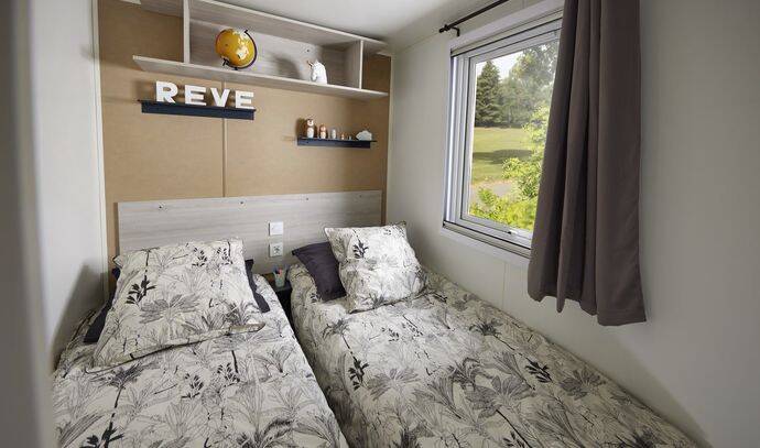 Mobil-home | Premium Exclusive | 3 Ch. | 6/8 pers. | Terrasse surélevée | A/C | TV 7