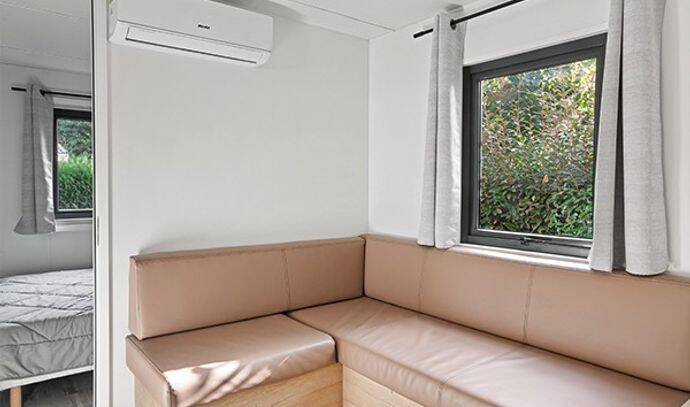 Mobil-home | Premium Exclusive | 3 Ch. | 6 pers. | Terrasse surélevée | A/C | TV 4