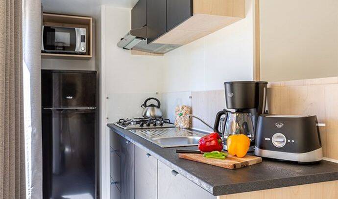 Mobil-home | Premium Exclusive | 3 Ch. | 6 pers. | Terrasse surélevée avec douche tropicale | A/C | TV 6