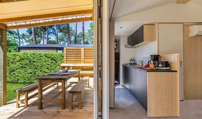 Mobil-home | Premium Exclusive | 3 Ch. | 6 pers. | Terrasse surélevée avec douche tropicale | A/C | TV 1