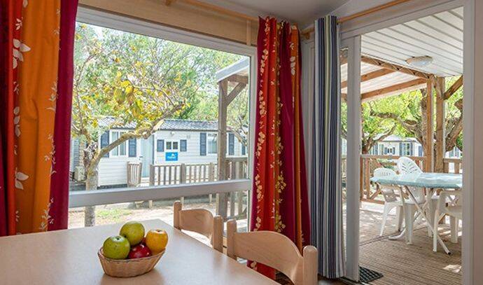 Mobil-home | Classic | 2 Ch. | 4 pers. | Terrasse surélevée non couverte 3