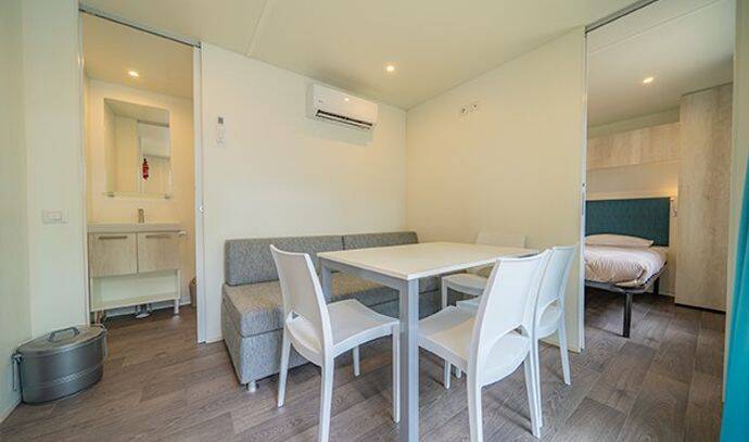 Mobil-home | Premium | 2 Ch. | 4 pers. | Terrasse surélevée | A/C 1