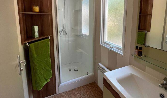 Mobil-home | Classic | 2 Ch. | 4 pers. | Terrasse surélevée non couverte 5