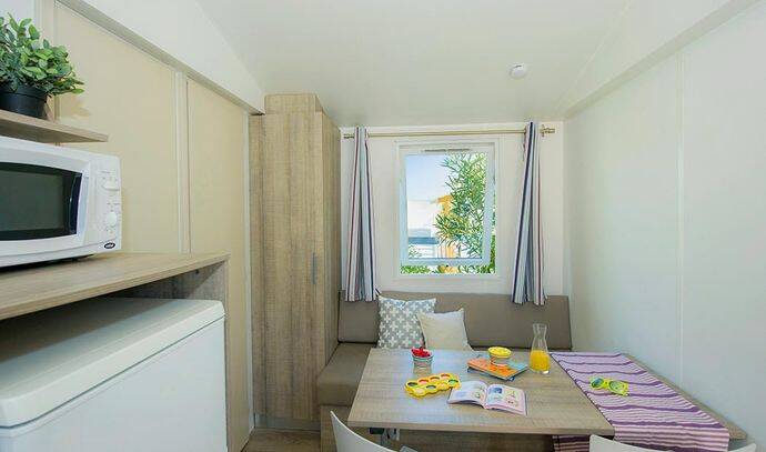 Mobil-home | Classic | 2 Ch. | 4 pers. | Terrasse surélevée 3
