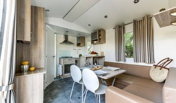 Mobil-home | Classic | 2 Ch. | 4 pers. | Terrasse surélevée | A/C 3