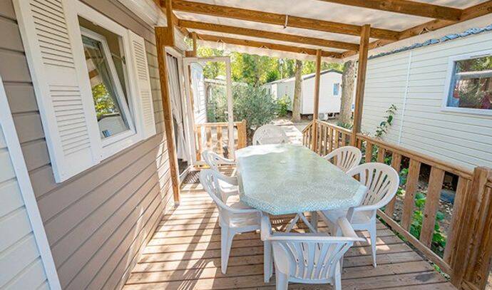 Mobil-home | Classic | 2 Ch. | 4 pers. | Terrasse surélevée | A/C 3