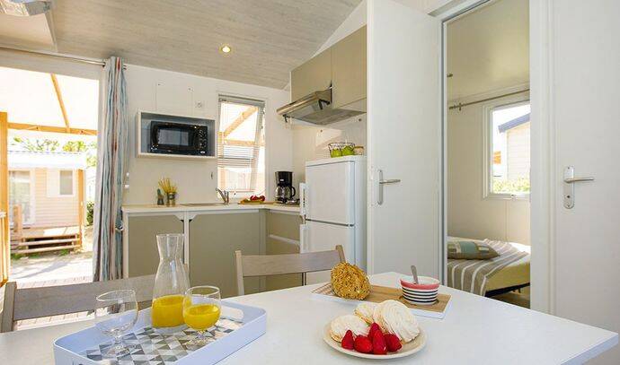 Mobil-home | Classic | 2 Ch. | 4 pers. | Terrasse simple | A/C 4