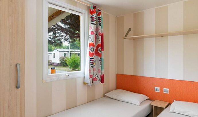 Mobil-home | Classic | 2 Ch. | 4 pers. | Terrasse surélevée | A/C 5