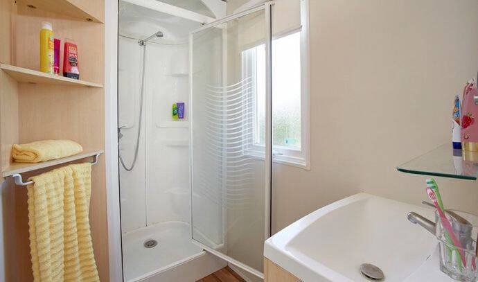 Mobil-home | Classic | 2 Ch. | 4 pers. | Terrasse surélevée | TV 5
