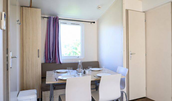 Mobil-home | Classic | 2 Ch. | 4 pers. | Terrasse surélevée | A/C | TV 4