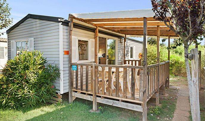 Mobil-home | Classic | 3 Ch. | 5 pers. | Terrasse surélevée | A/C | TV 0