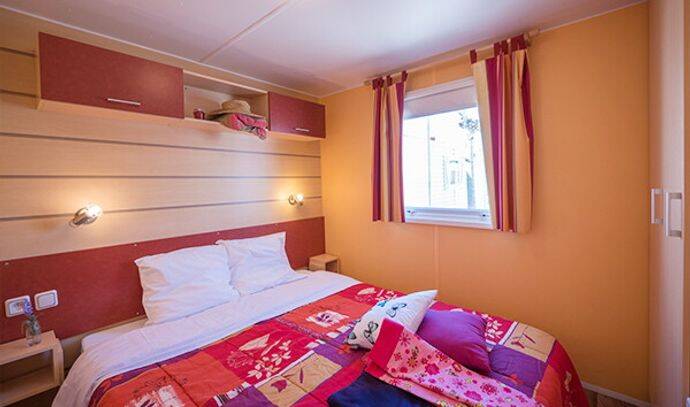 Mobil-home | Classic | 3 Ch. | 5 pers. | Terrasse surélevée | A/C | TV 3