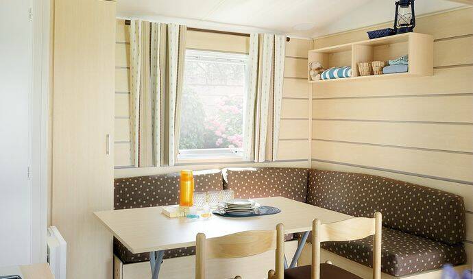 Mobil-home | Classic | 3 Ch. | 6 pers. | Terrasse surélevée non couverte | A/C 2