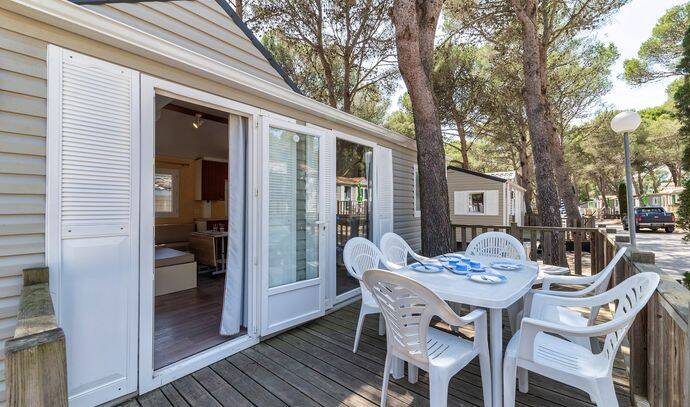 Mobil-home | Classic | 3 Ch. | 6 pers. | Terrasse surélevée non couverte | A/C 2