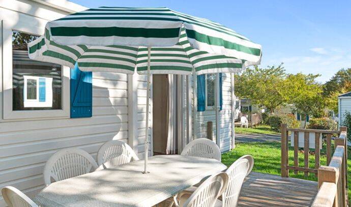 Mobil-home | Classic | 3 Ch. | 6 pers. | Terrasse surélevée non couverte 1