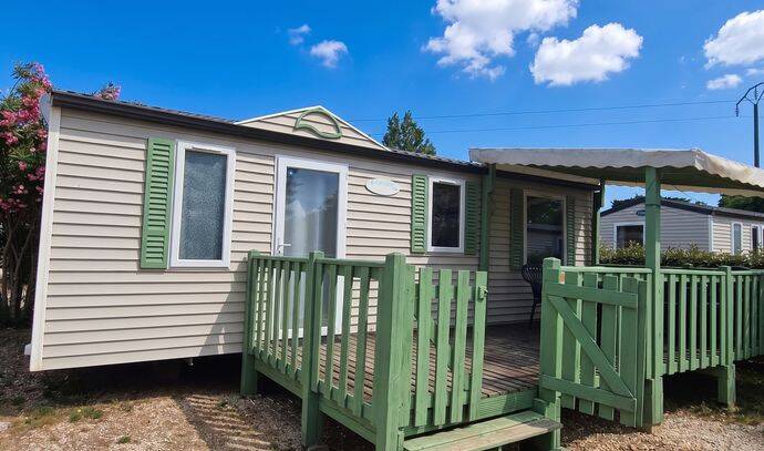 Mobil-home | Classic | 3 Ch. | 6 pers. | Terrasse surélevée 0