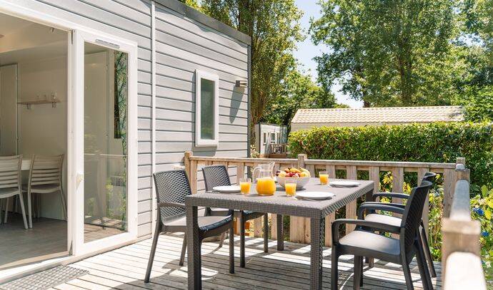 Mobil-home | Classic | 3 Ch. | 6 pers. | Terrasse surélevée 2