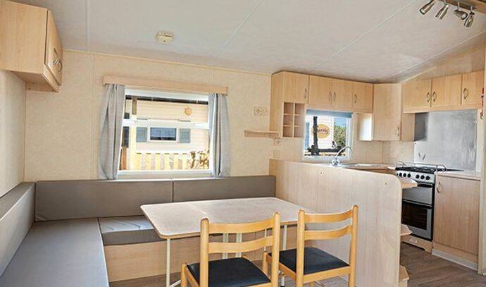 Mobil-home | Classic | 3 Ch. | 6/8 pers. | Terrasse surélevée non couverte | A/C 4