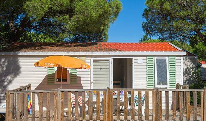 Mobil-home | Classic | 3 Ch. | 6/8 pers. | Terrasse surélevée non couverte | A/C 1