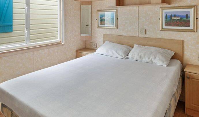 Mobil-home | Classic | 3 Ch. | 6/8 pers. | Terrasse surélevée | A/C 2
