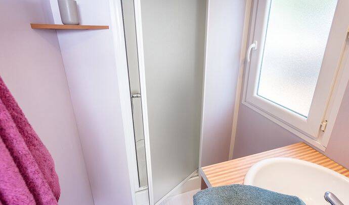 Mobil-home | Comfort | 2 Ch. | 4 pers. | Terrasse surélevée non couverte | A/C 5