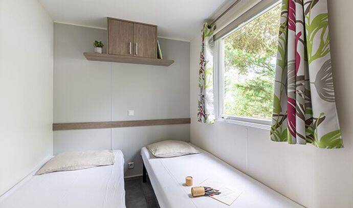 Mobil-home | Comfort | 2 Ch. | 4 pers. | Terrasse surélevée non couverte | TV 4