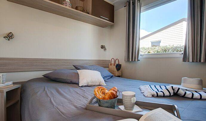 Mobil-home | Comfort | 2 Ch. | 4 pers. | Terrasse surélevée non couverte | TV 3