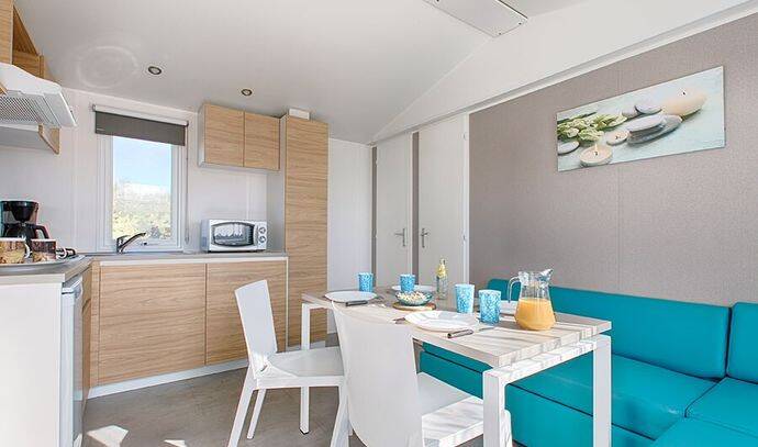 Mobil-home | Comfort | 2 Ch. | 4 pers. | Terrasse surélevée non couverte | TV 3