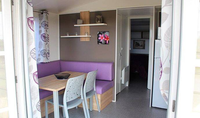 Mobil-home | Comfort | 2 Ch. | 4 pers. | Terrasse surélevée non couverte | TV 4