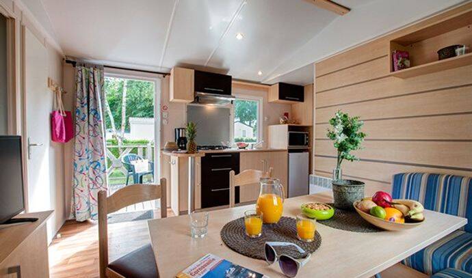 Mobil-home | Comfort | 2 Ch. | 4 pers. | Terrasse surélevée | TV 1