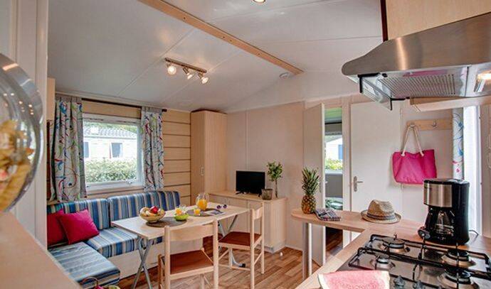 Mobil-home | Comfort | 2 Ch. | 4 pers. | Terrasse surélevée | TV 2