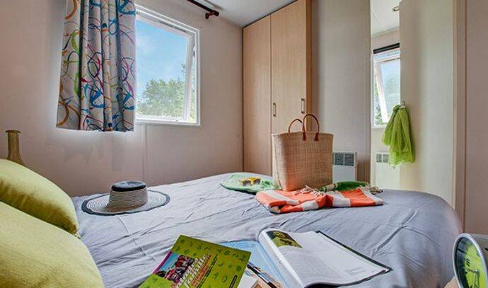 Mobil-home | Comfort | 2 Ch. | 4 pers. | Terrasse surélevée | TV 3
