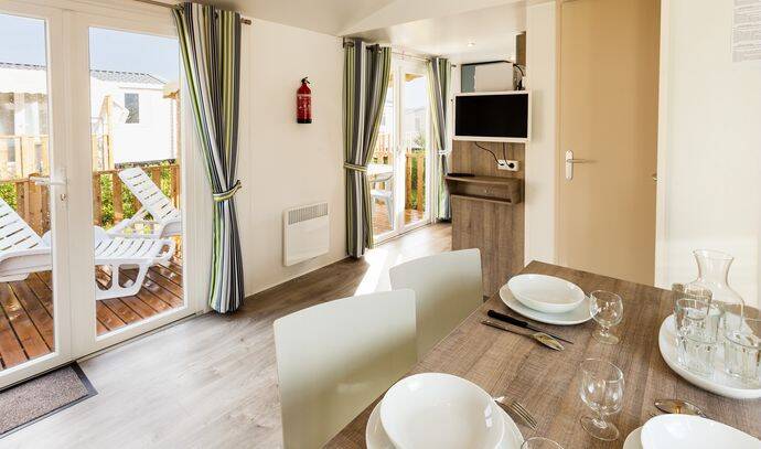 Mobil-home | Comfort | 3 Ch. | 6 pers. | Terrasse surélevée | A/C | TV 2