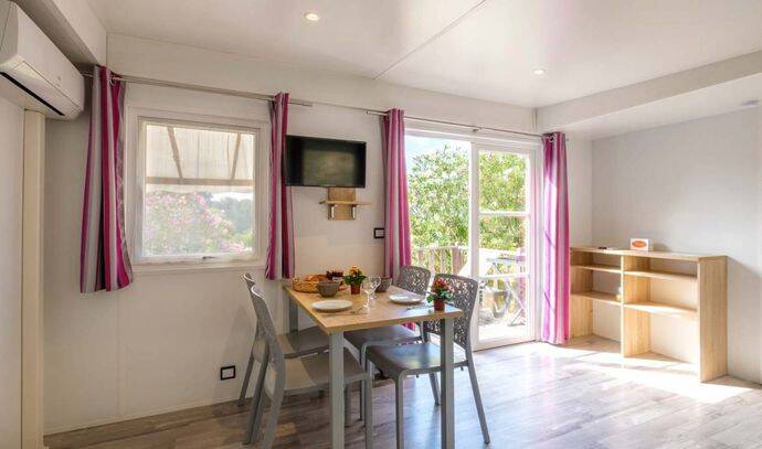 Mobil-home | Comfort | 2 Ch. | 4 pers. | Terrasse surélevée | A/C | TV 2