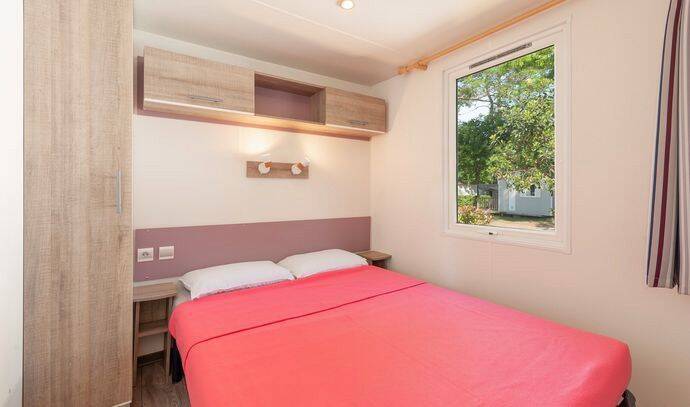 Mobil-home | Comfort | 2 Ch. | 4/6 pers. | Terrasse surélevée | A/C | TV 4
