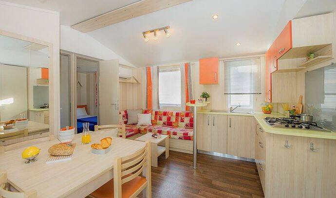 Mobil-home | Comfort | 2 Ch. | 4/6 pers. | Terrasse surélevée | A/C | TV 3